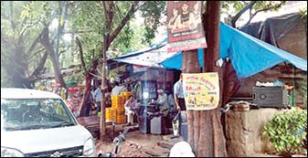 CLEARED BEFORE I-DAY, ENCROACHMENTS STORM BACK INTO DWARKA